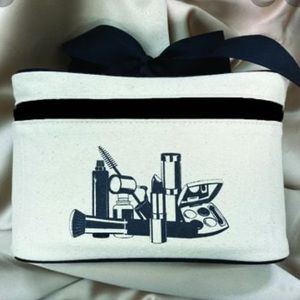 Hallmart Collectibles Cosmetics Makeup Train Case